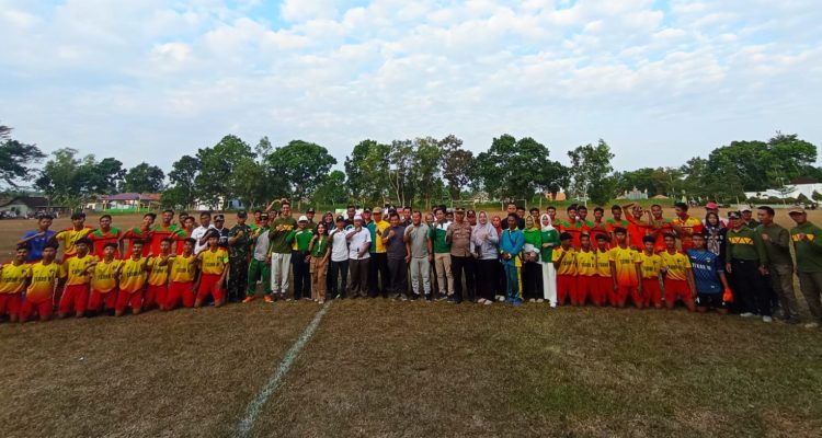 Disparpora dan PSSI Lamtim Jaring Atlet Sepakbola Berprestasi Melalui Piala Bupati CUP 2023