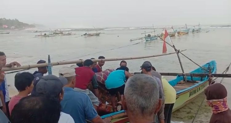 Hendra Nelayan Hilang di Tanjung Setia Ditemukan MD