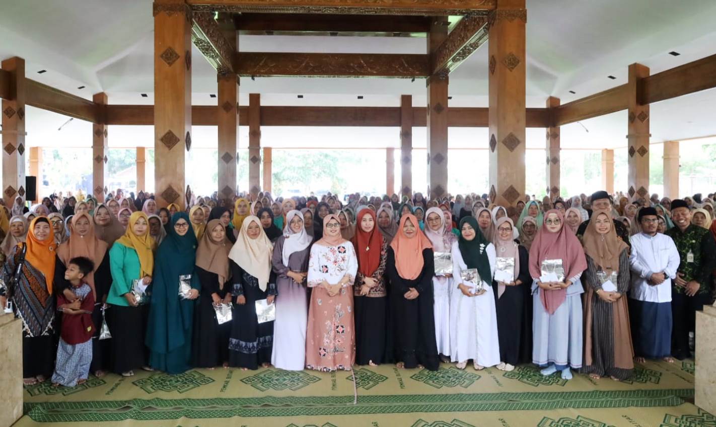 Sambut Ramadan Bupati Rini Hadiri Siraman Rohani GOW Kabupaten Blitar