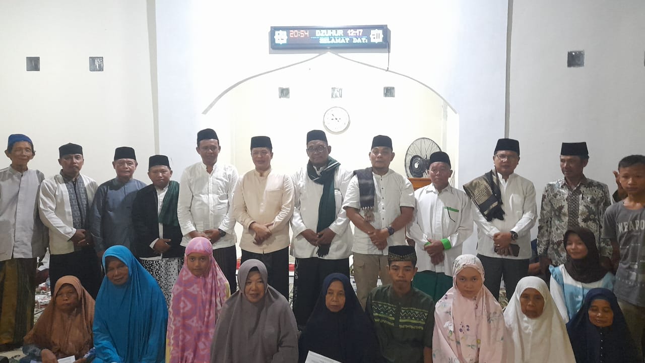 Tim Safari Ramadan Pemda Kaur Kuncungi Desa Kembang Manis