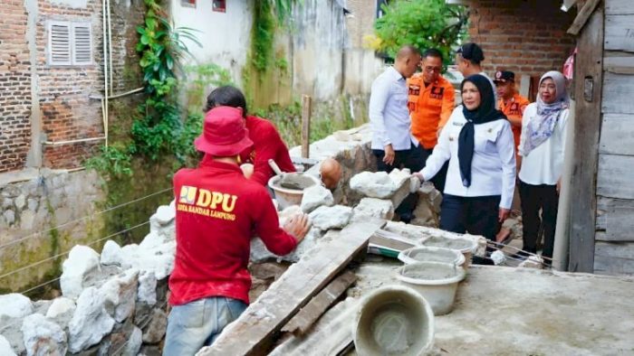 Perbaikan talut di Kota Bandar Lampung/Ist