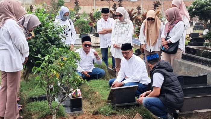 PWI Lampung Ziarah Kubur Tokoh Pers Lampung