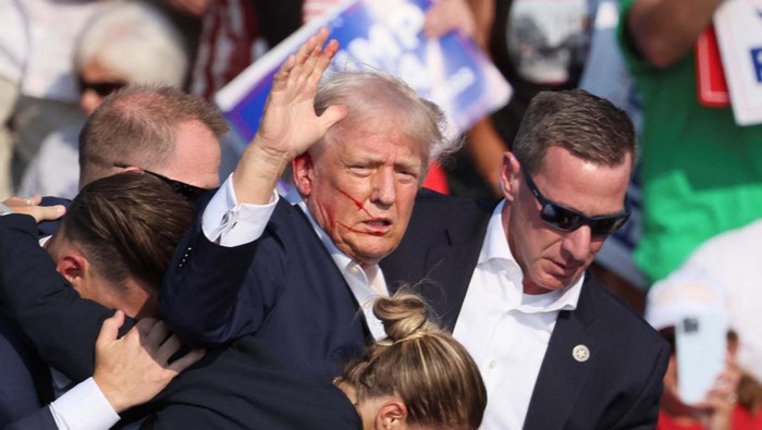 Kondisi Donald Trump usai Jadi Korban Penembakan (Foto: REUTERS/Brendan McDermid)