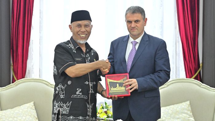 Dubes Romania Temui Gubernur Sumbar untuk Membahas Sejumlah Rencana Kerjasama