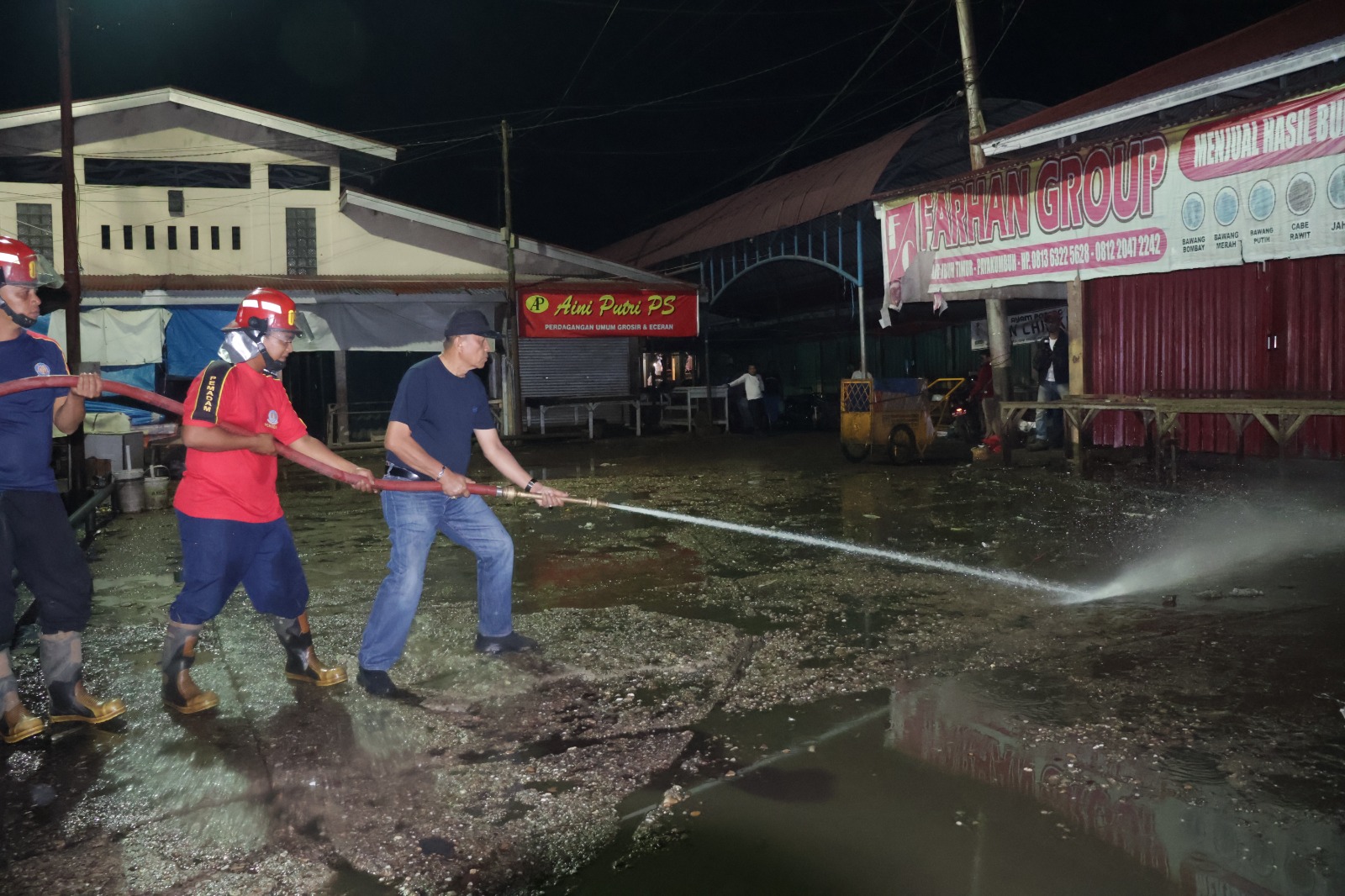 Sambut Ramadan Wawako Elzadaswarman Pimpin Bersih-Bersih Pasar ibuh