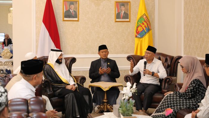 Gubernur Lampung Jamu Imam dan Qori dari Saudi Arabia Syeikh Abdurrahman Al Ausy Buka Puasa Bersama di Mahan Agung