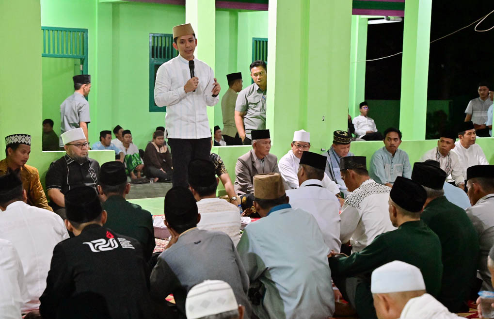 Bupati Egi Minta Camat dan Kades Tidak Anti Kritik