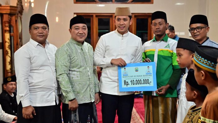 Safari Ramadan, Egi-Syaiful Salat Tarawih Masjid Baiturrahman Bakauheni