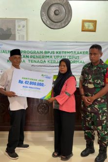 BPJamsostek Lamteng Sosialisasikan Program dan Serahkan Santunan di Kampung Rengas