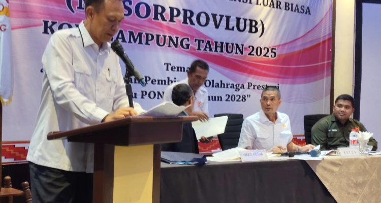 Ketum KONI Lampung Terpilih Taufik Hidayat saat memberikan pidato perdana di Hotel Akar (Foto :Poet)