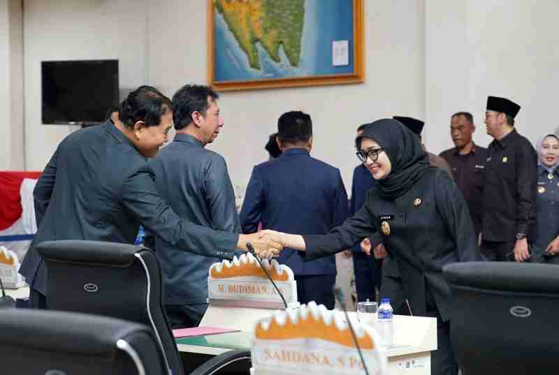 Wagub Jihan Hadiri Paripurna Pembicaraan Tingkat II DPRD LAmpung