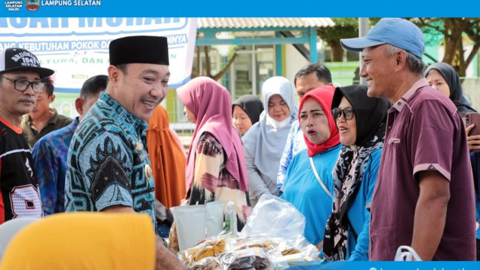 Pemkab Lamsel Gelar Operasi Pasar Murah di Desa Budidaya, Sidomulyo