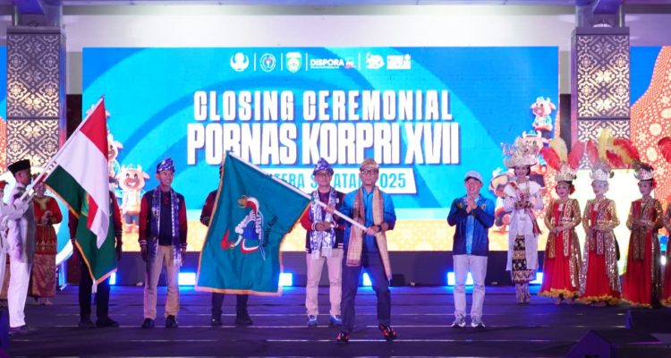 Resmi Tuan Rumah Pornas 2027, Gubernur Lampung Sambut Etafet Pataka dari Sumsel