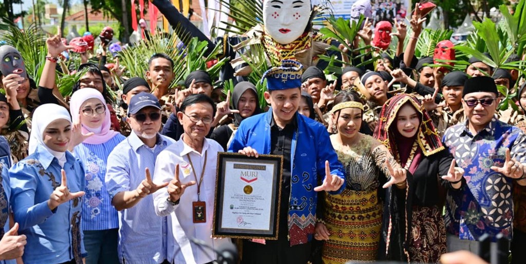 1.500 Penari Pecahkan Rekor Dunia MURI, Tari Tuping Lampung Selatan Catat Sejarah