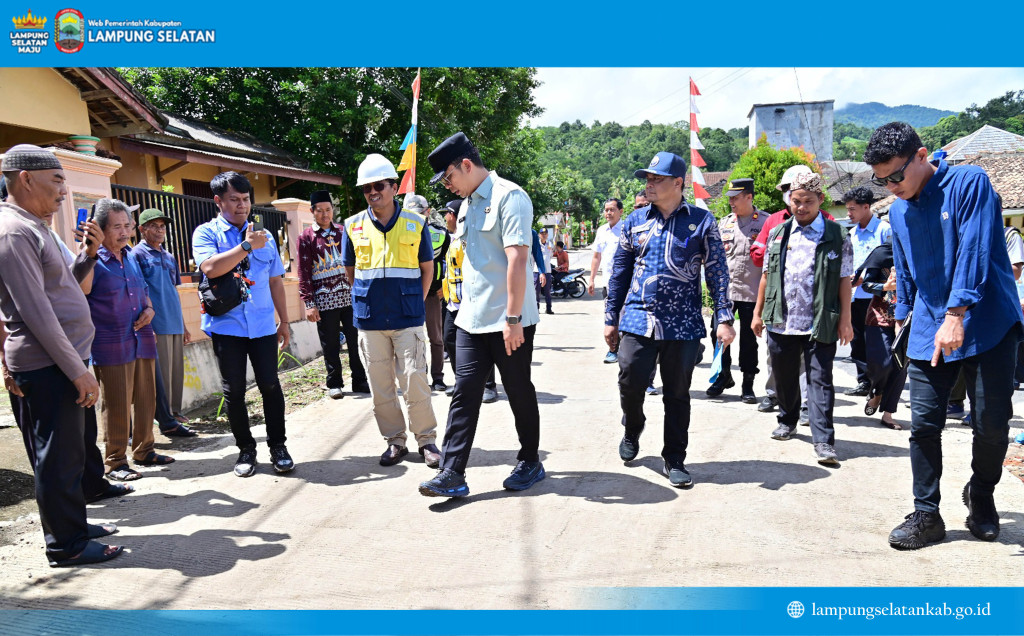 Bupati Egi Tinjau Perbaikan Ruas Jalan Pasuruan-Gandri, Warga Akhiri Penantian 10 Tahun