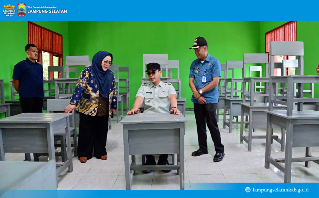 Bupati Egi Ultimatum SMPN 1 Rajabasa Bereskan Fasilitas Sekolah dalam Sepekan