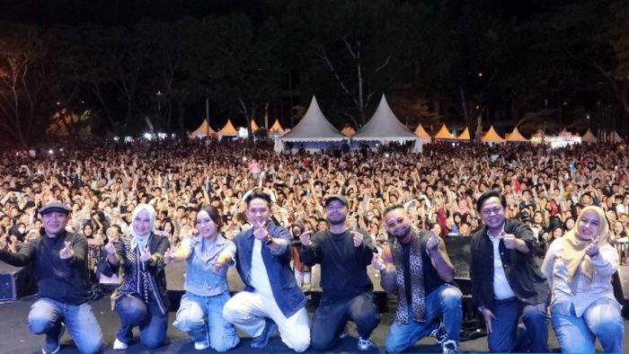 Lampung Selatan Menyala! Ribuan Warga Ramaikan Opening Lamsel Fest 2025 Lampung Selatan Menyala! Ribuan Warga Ramaikan Opening Lamsel Fest 2025