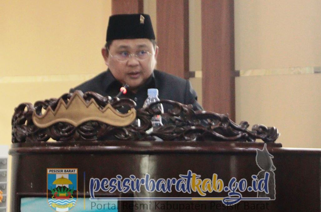 Wabup Irawan Topani Hadiri Paripurna DPRD Pesisir Barat