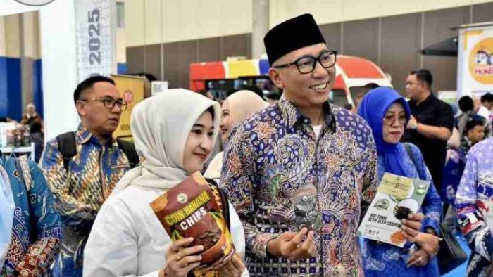 IMG-20251016-WA0026-768x512Gubernur Lampung Hadiri Pembukaan Trade Expo Indonesia ke-40, Dorong Produk Daerah Tembus Pasar Global Gubernur Lampung Hadiri Pembukaan Trade Expo Indonesia ke-40, Dorong Produk Daerah Tembus Pasar Global