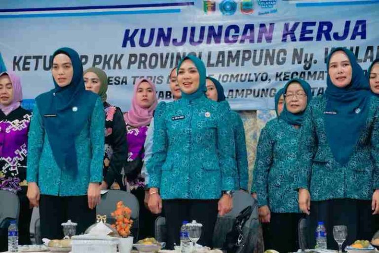 Ibu Purnama Wulan Sari Canangkan Pekon Rejomulyo, Jati Agung, Lampung Selatan sebagai Desa Tapis