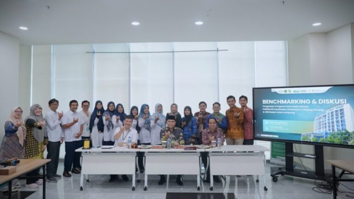 Pimpinan Poltekkes Tanjung Karang Kunjungi UIN Raden Intan Lampung