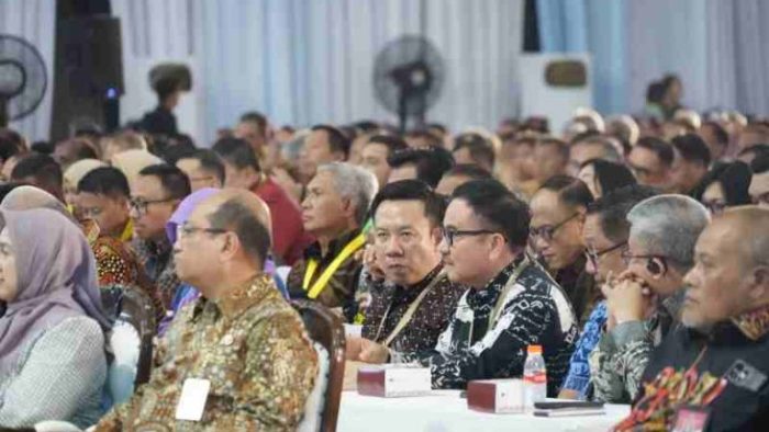 Sekda Marindo Kurniawan, Ikuti Kegiatan Retreat Nasional Sekretaris Daerah se-Indonesia Sekda Marindo Kurniawan, Ikuti Kegiatan Retreat Nasional Sekretaris Daerah se-Indonesia