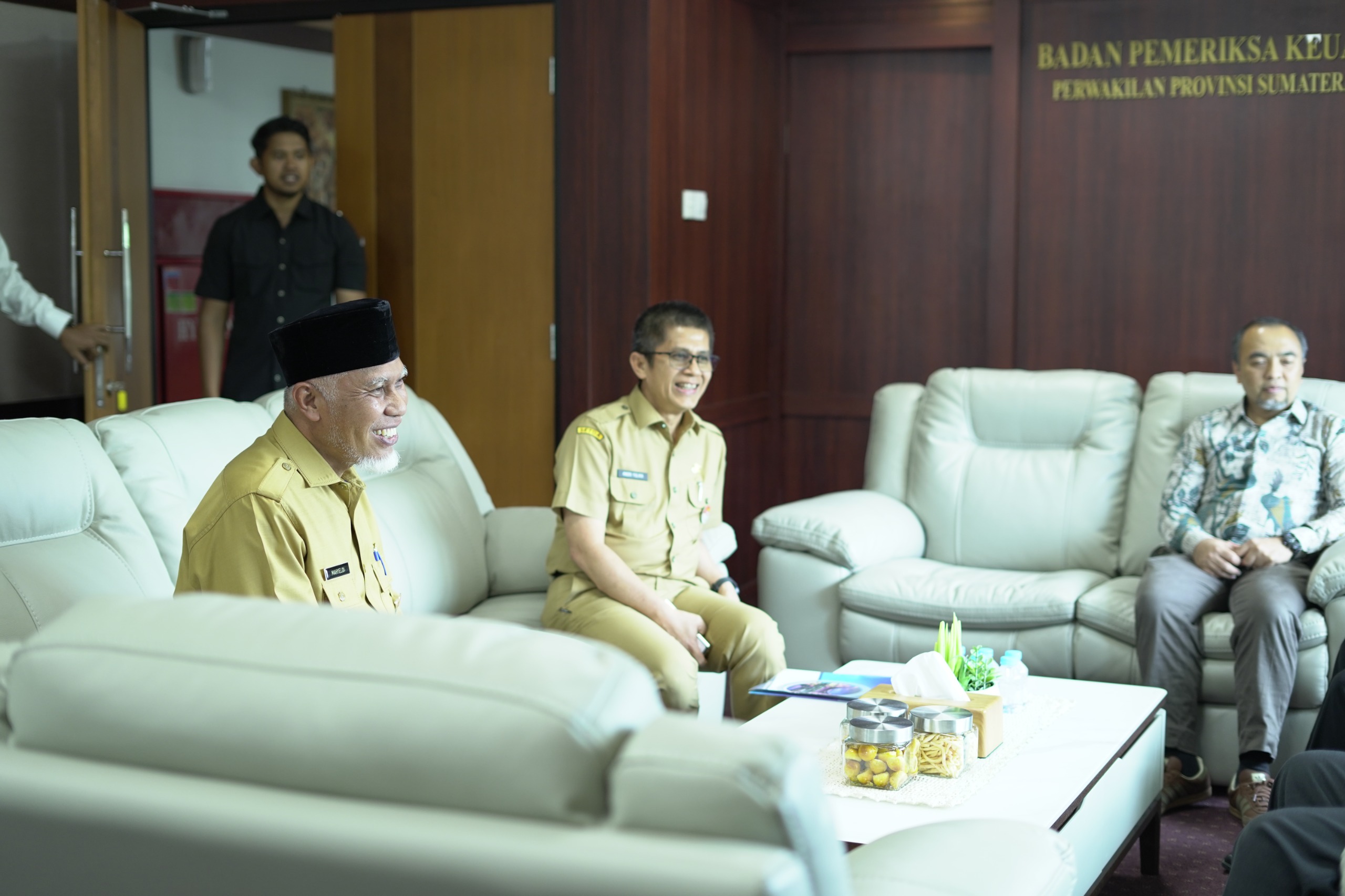 Gubernur Mahyeldi Libatkan BPK Sumbar Soal Penanganan Bencana Hidrometeorologi