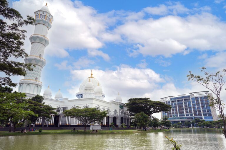 UIN RIL Naik Peringkat ke-4 PTKIN Versi Webometrics Edisi Januari 2026