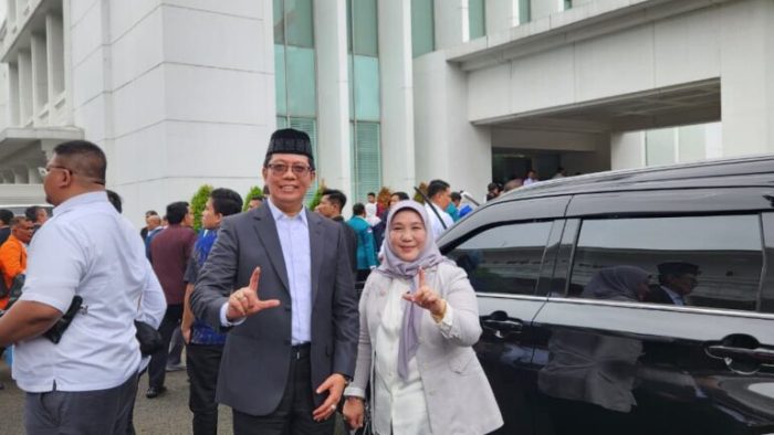 WhatsApp-Image-2026-01-15-at-6.46.21-PM-768x1024 Rektor dan Dekan Fakultas Syariah UIN RIL Hadiri Taklimat Presiden di Istana