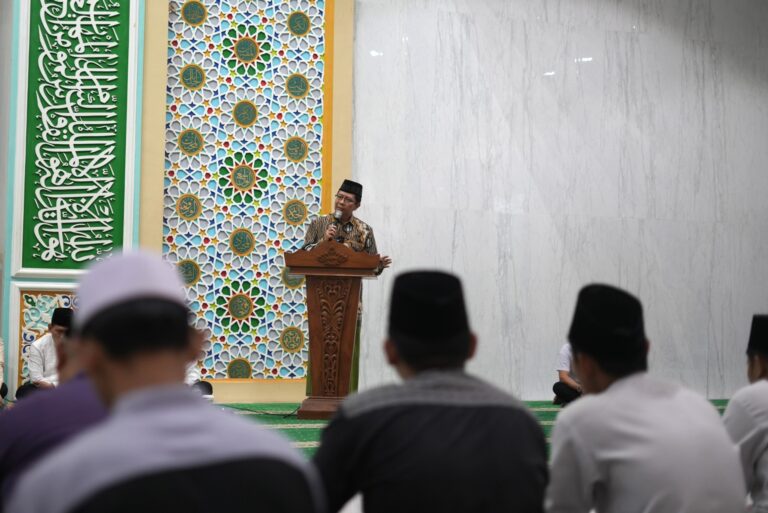 Buka Puasa Bersama, Rektor Ajak Keluarga Besar UIN Bangun Kebersamaan dengan Semangat Ber-ISI