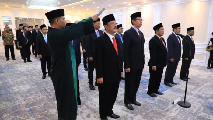 WhatsApp-Image-2026-03-10-at-11.59.28-AM-768x512 Prof Wan Jamaluddin Resmi Dilantik Rektor UIN Raden Intan Lampung Masa Bakti 2026-2030