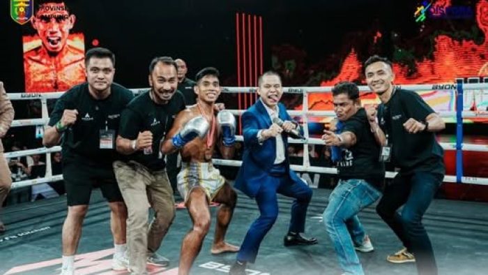 Ketua Muaythai Lampung dan Atlet PON Abdul Muis di di Ajang Byon Madness