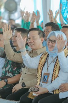 Sekdaprov Marindo Kurniawan Dampingi Kunker Menko Pangan Zulkifli Hasan