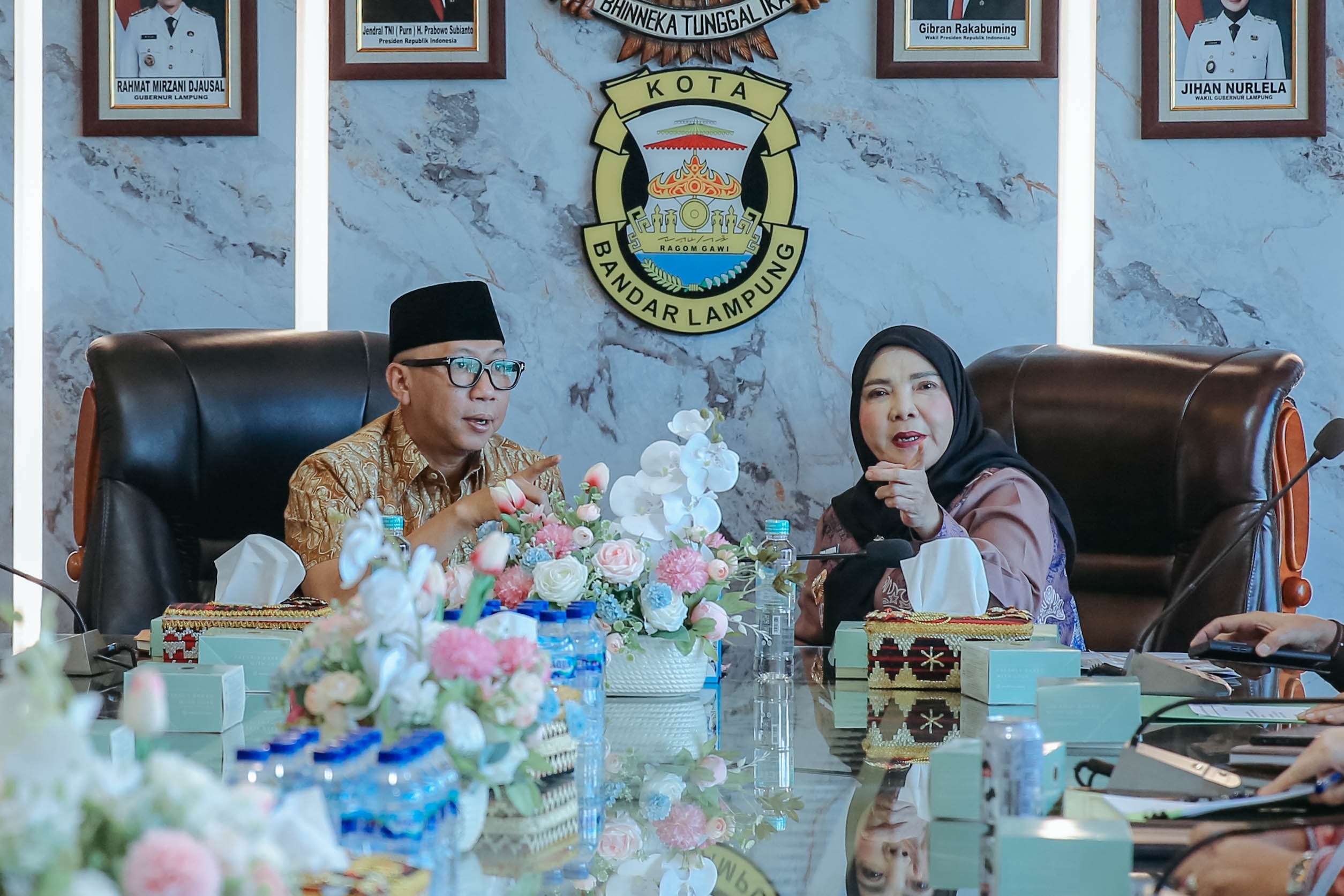 Gubernur Rahmat Mirzani Djausal dan Wali Kota Eva Dwiana Bahas Penanganan Banjir