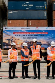PMT Layani Pelayaran Perdana CMA CGM dari Kuala Tanjung ke China Selatan