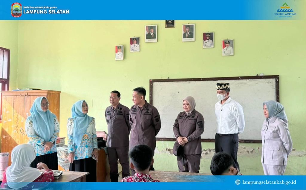 Bupati Radityo Egi dan Kajati Lampung Pastikan Program MBG Berjalan Sesuai SOP