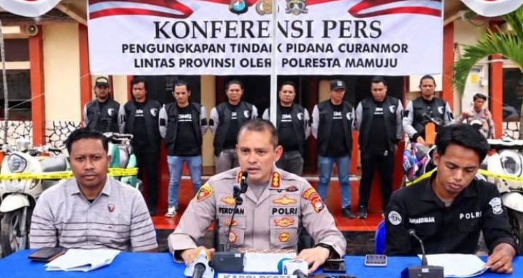Polresta Mamuju Ungkap Kasus Curanmor Lintas Provinsi Polresta Mamuju Ungkap Kasus Curanmor Lintas Provinsi